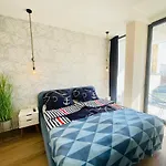 Panorama Deluxe - Pool & Free Parking Apartman