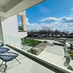 Apartman Panorama Deluxe - Pool & Free Parking *