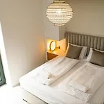 Apartman Panorama Deluxe - Pool & Free Parking Alsóörs