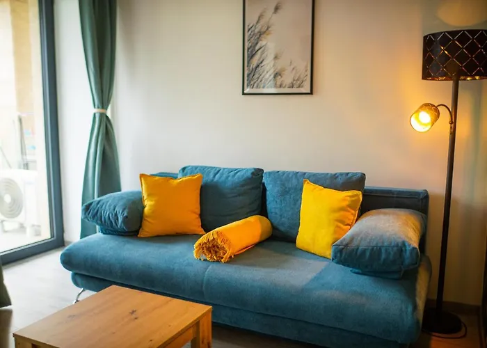 Panorama Deluxe - Pool & Free Parking Apartament