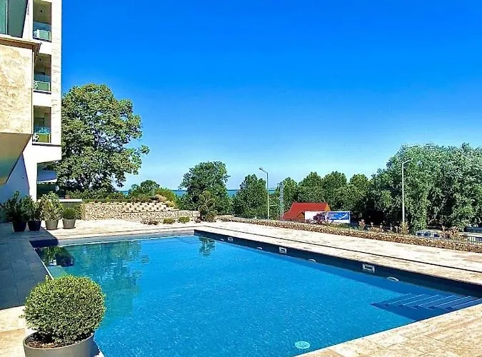 Panorama Deluxe - Pool & Free Parking Apartament Alsóörs
