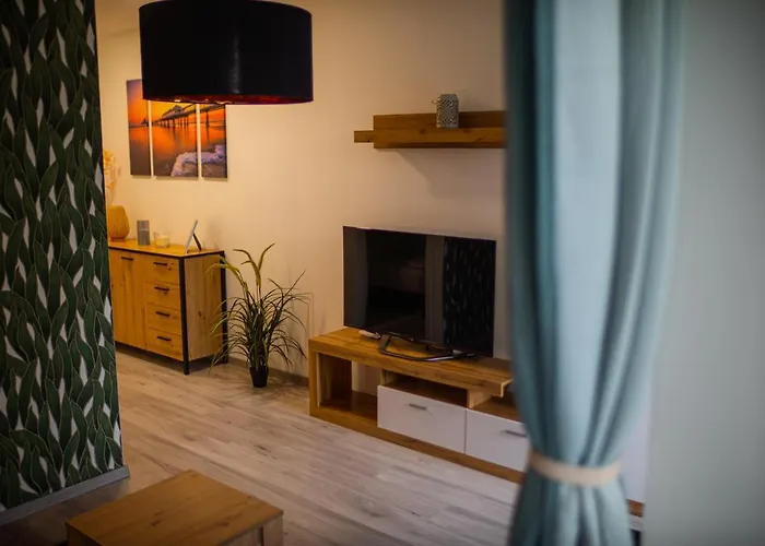 Apartament Panorama Deluxe - Pool & Free Parking Alsóörs