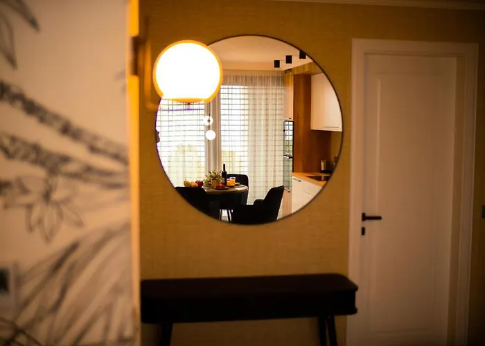 Panorama Deluxe - Pool & Free Parking Apartament *
